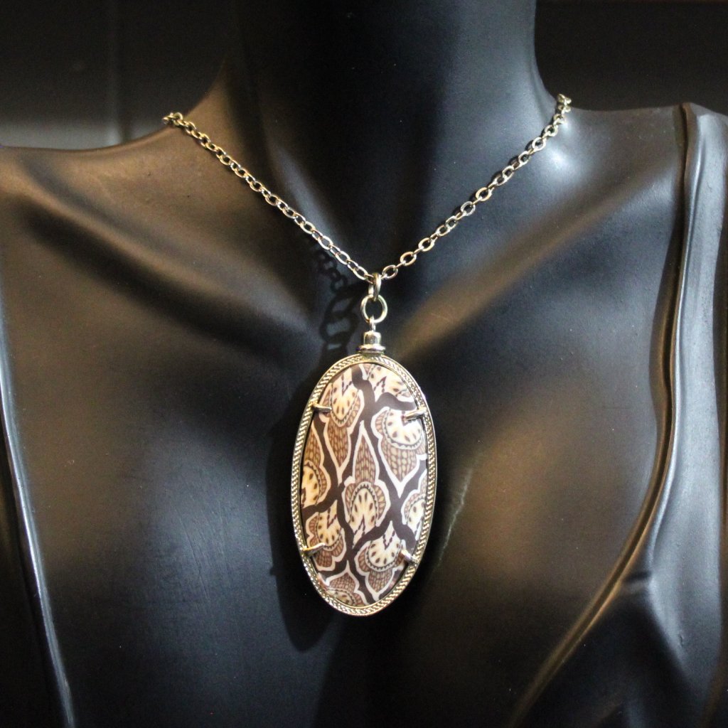 Nwt Jilzarah Clay Focal Double Sided Pendant Necklace